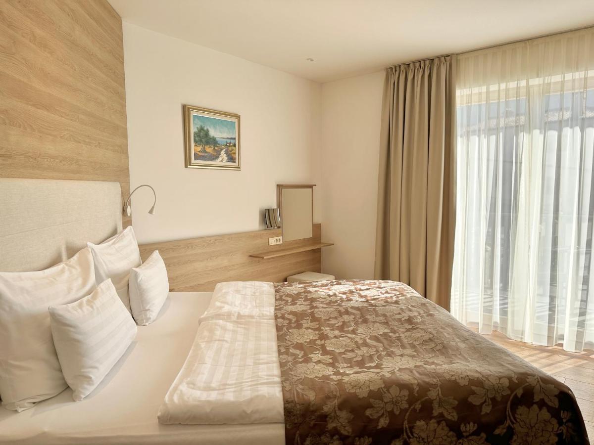 Boutique Hotel Grahor Sezana Ngoại thất bức ảnh